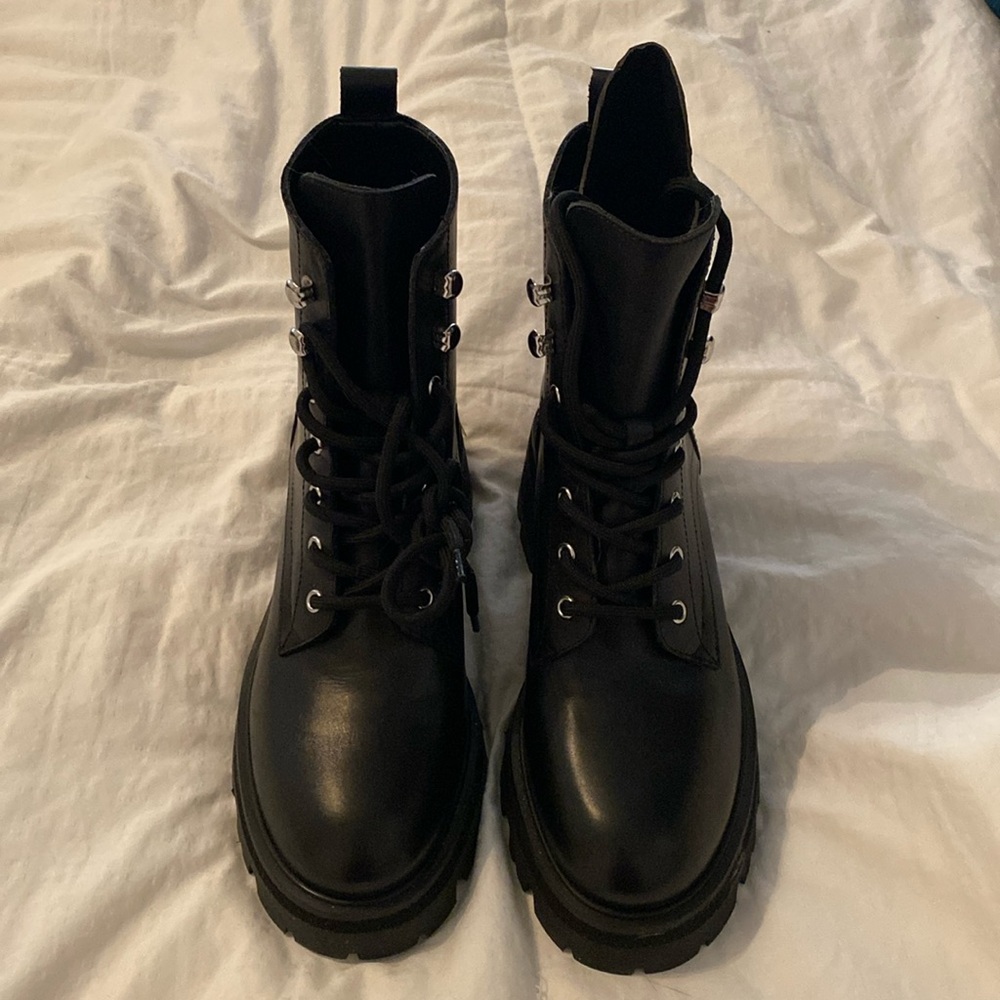 Marc Fisher Lucien boots